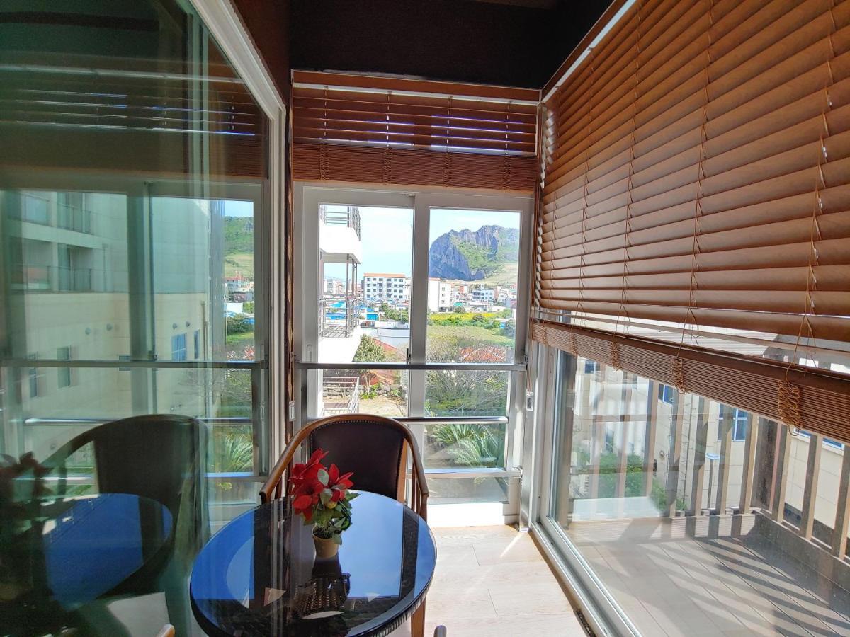 Seongsan Sunrise Pension Ojo-ri Exterior photo